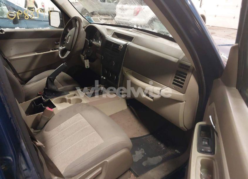 Photo 5 of 2010 Jeep Liberty SPORT (VIN 1J4PN2GK6AW115763)