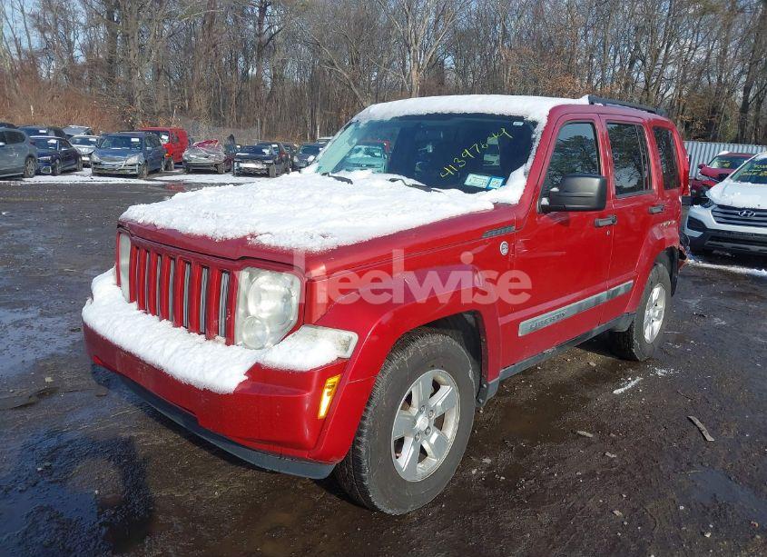 Photo 2 of 2010 Jeep Liberty SPORT (VIN 1J4PN2GK6AW177759)