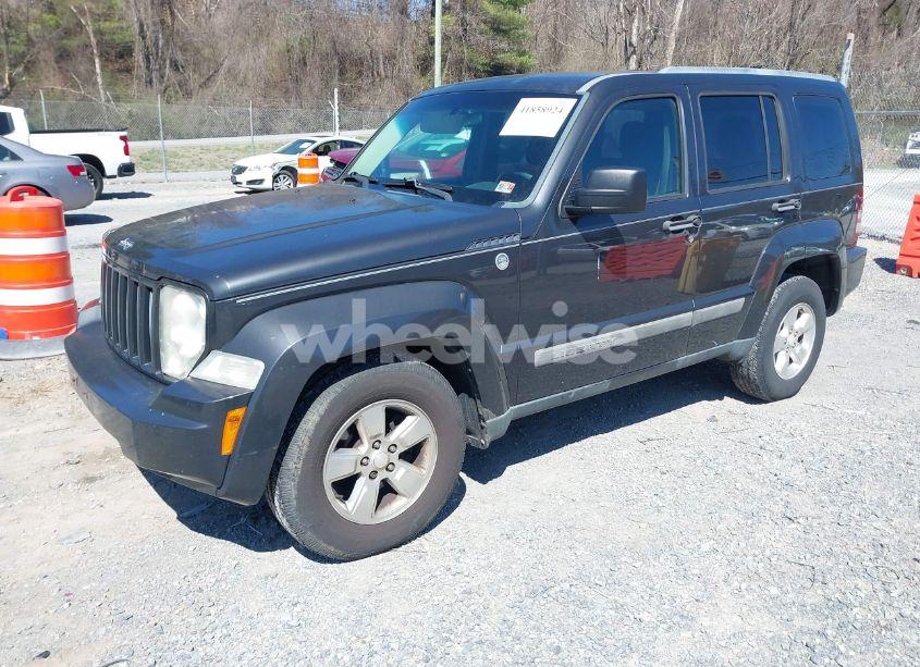 Photo 2 of 2011 Jeep Liberty SPORT (VIN 1J4PN2GK6BW518711)