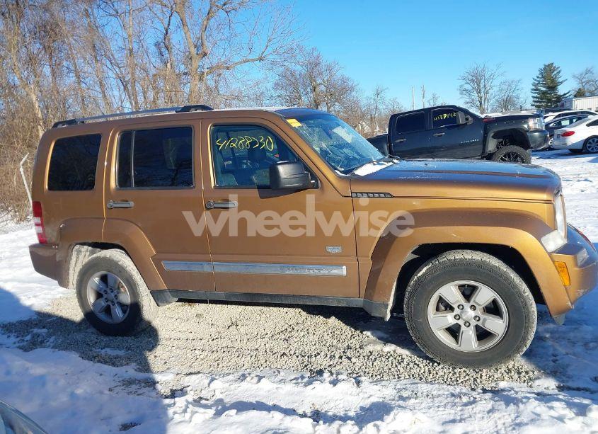 Photo 13 of 2011 Jeep Liberty SPORT (VIN 1J4PN2GK6BW557914)