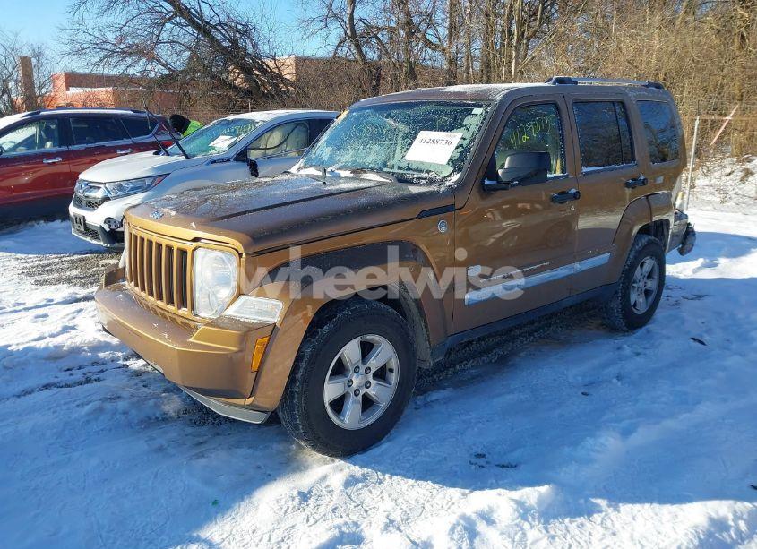 Photo 2 of 2011 Jeep Liberty SPORT (VIN 1J4PN2GK6BW557914)
