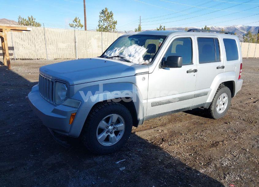 Photo 2 of 2011 Jeep Liberty SPORT (VIN 1J4PN2GK6BW580769)