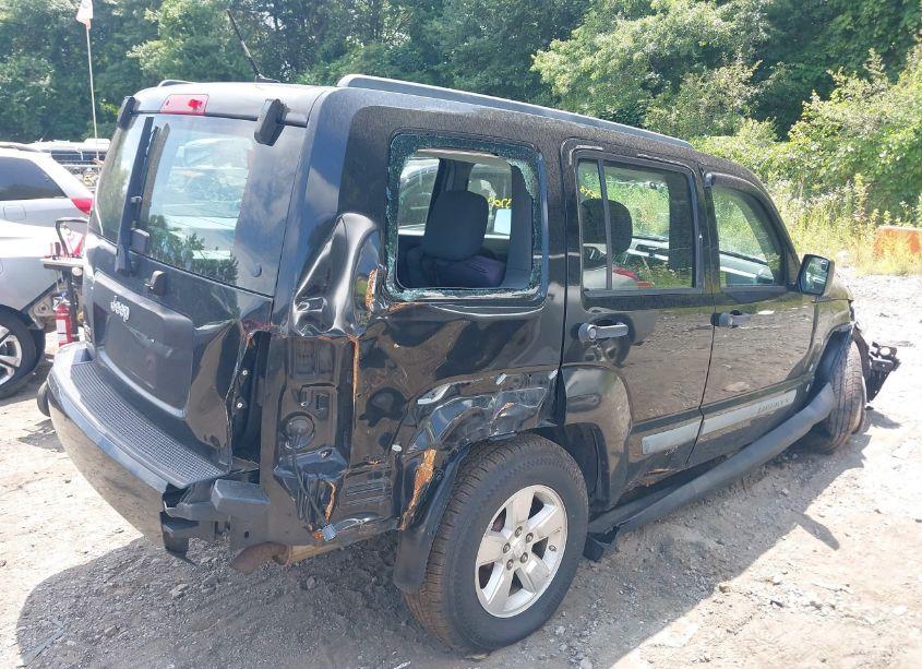 Photo 4 of 2010 Jeep Liberty SPORT (VIN 1J4PN2GK7AW105937)