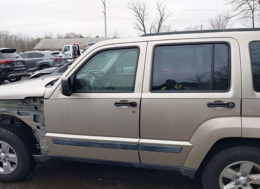 Photo 15 of 2010 Jeep Liberty SPORT (VIN 1J4PN2GK7AW110345)