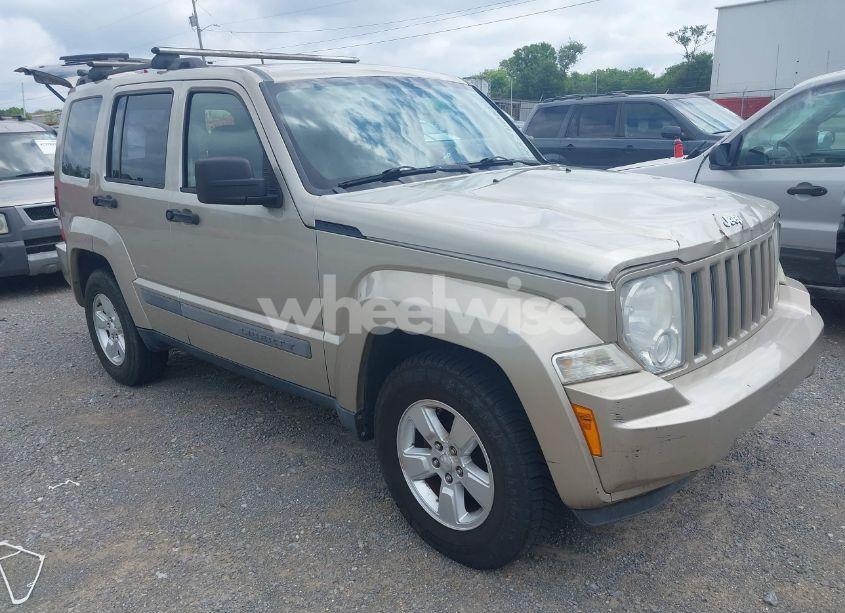 2010 Jeep Liberty SPORT (VIN 1J4PN2GK7AW143877) main photo