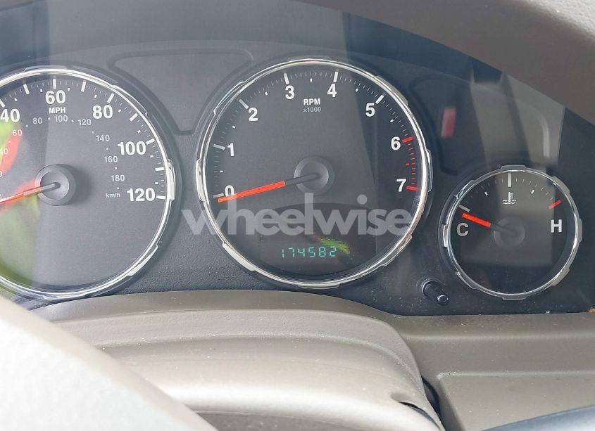 Photo 7 of 2010 Jeep Liberty SPORT (VIN 1J4PN2GK7AW143877)