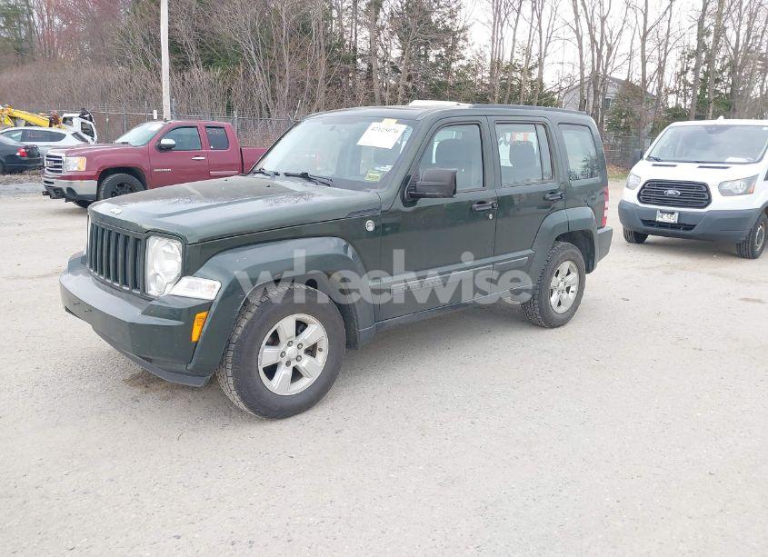 Photo 2 of 2010 Jeep Liberty SPORT (VIN 1J4PN2GK7AW176037)