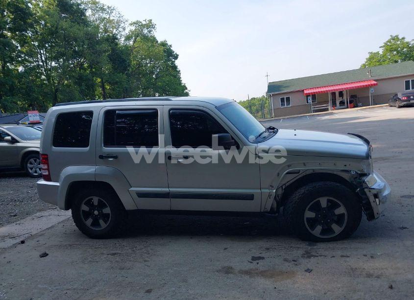 Photo 13 of 2011 Jeep Liberty SPORT (VIN 1J4PN2GK7BW507491)