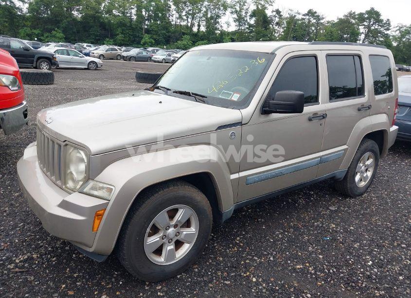 Photo 2 of 2010 Jeep Liberty SPORT (VIN 1J4PN2GK8AW115893)