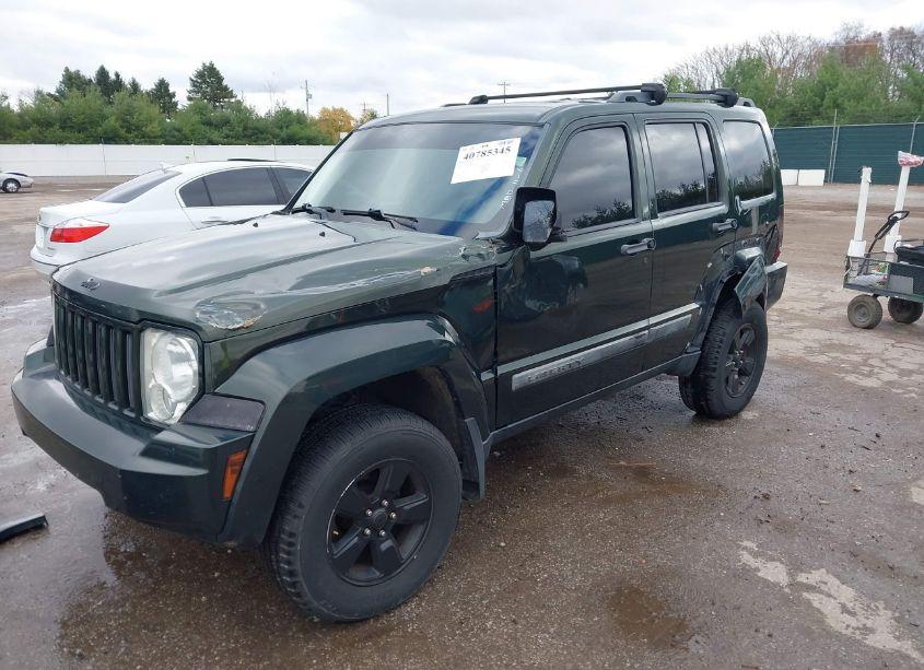 Photo 6 of 2010 Jeep Liberty SPORT (VIN 1J4PN2GK8AW182798)