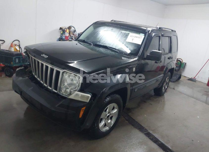 Photo 2 of 2010 Jeep Liberty SPORT (VIN 1J4PN2GK9AW118575)