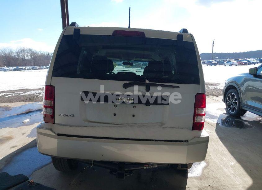Photo 16 of 2010 Jeep Liberty SPORT (VIN 1J4PN2GK9AW168702)