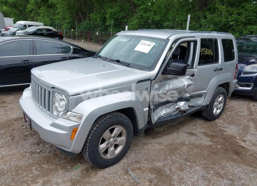 Photo 2 of 2011 Jeep Liberty SPORT (VIN 1J4PN2GK9BW527970)