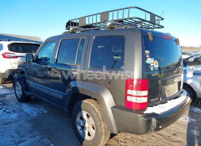 Photo 3 of 2011 Jeep Liberty SPORT (VIN 1J4PN2GK9BW560368)