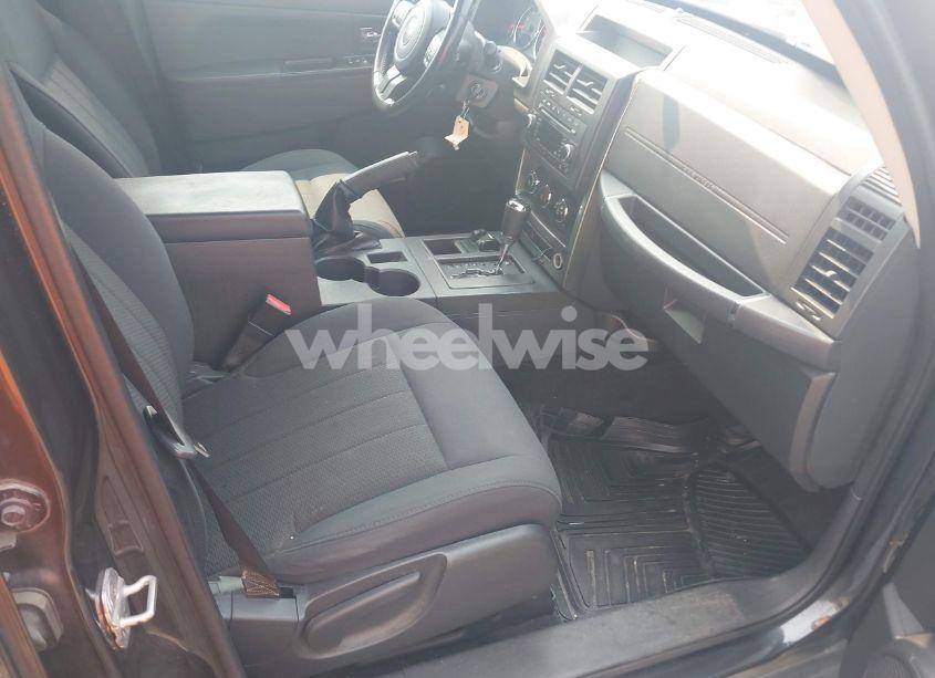 Photo 5 of 2011 Jeep Liberty SPORT (VIN 1J4PN2GK9BW592303)