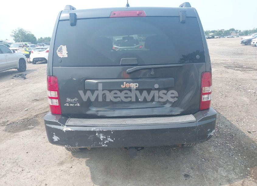 Photo 6 of 2011 Jeep Liberty SPORT (VIN 1J4PN2GK9BW592303)