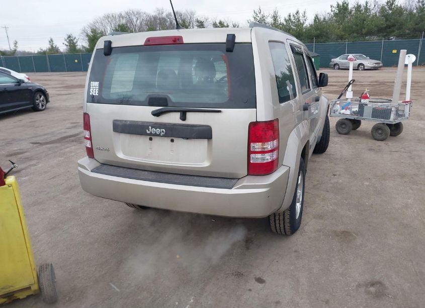 Photo 4 of 2011 Jeep Liberty SPORT (VIN 1J4PN2GKXBW562453)