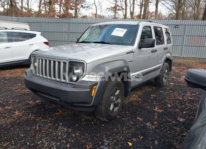 Photo 2 of 2010 Jeep Liberty RENEGADE (VIN 1J4PN3GK4AW147102)