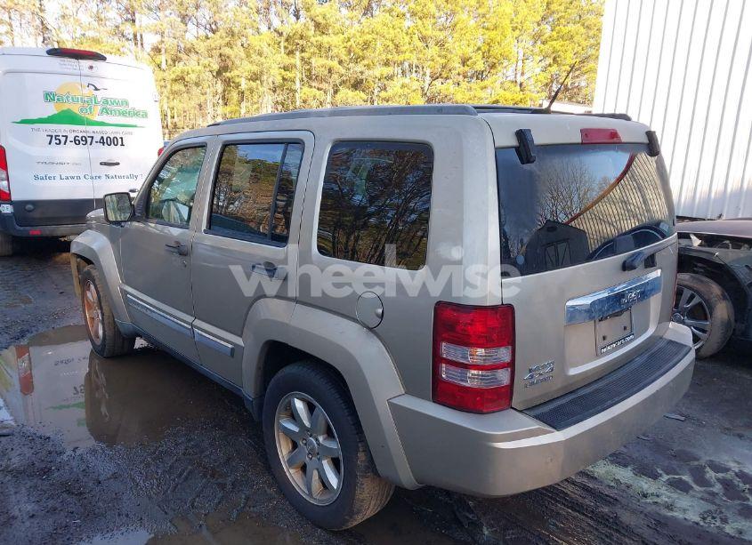 Photo 3 of 2010 Jeep Liberty LIMITED (VIN 1J4PN5GK3AW104298)