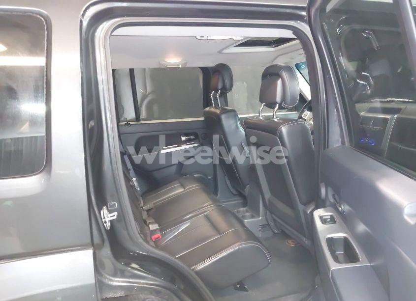 Photo 8 of 2010 Jeep Liberty LIMITED (VIN 1J4PN5GK4AW125452)