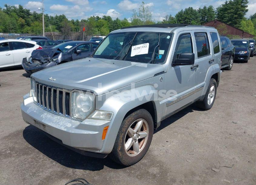 Photo 2 of 2010 Jeep Liberty LIMITED (VIN 1J4PN5GK8AW153139)