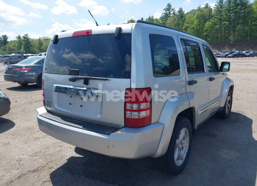 Photo 4 of 2010 Jeep Liberty LIMITED (VIN 1J4PN5GK8AW153139)