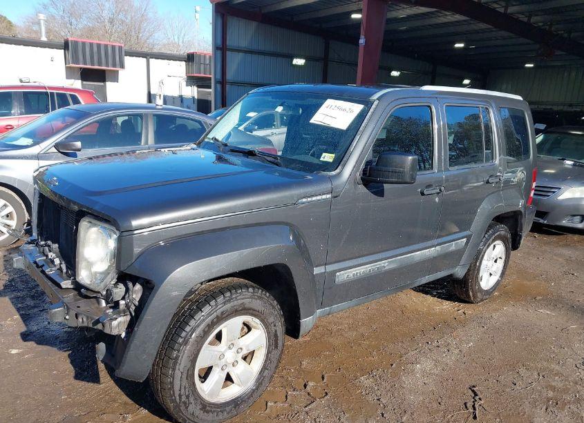 Photo 2 of 2011 Jeep Liberty SPORT (VIN 1J4PP2GK2BW594789)
