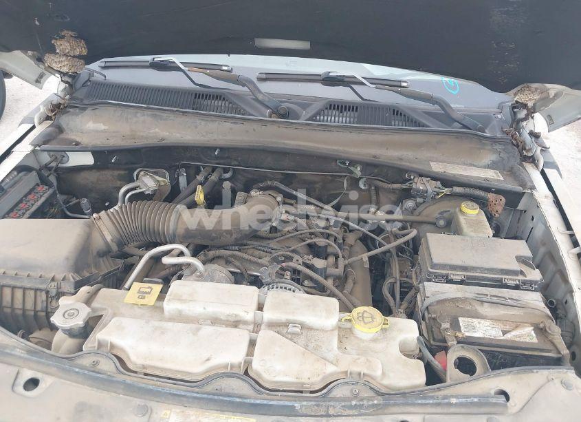Photo 10 of 2010 Jeep Liberty SPORT (VIN 1J4PP2GK6AW107642)