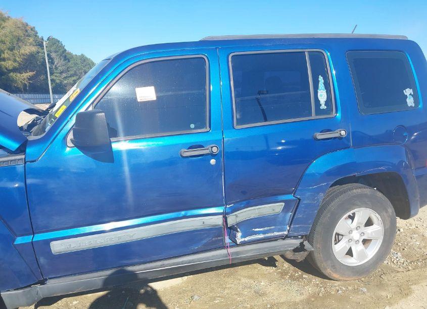 Photo 6 of 2010 Jeep Liberty SPORT (VIN 1J4PP2GK9AW119302)