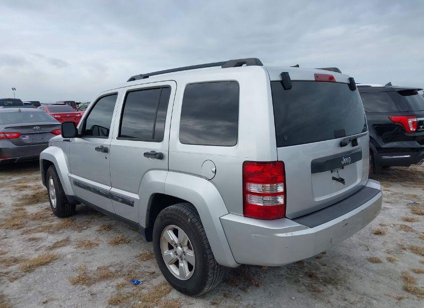 Photo 3 of 2010 Jeep Liberty SPORT (VIN 1J4PP2GK9AW181119)