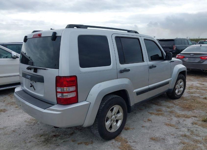 Photo 4 of 2010 Jeep Liberty SPORT (VIN 1J4PP2GK9AW181119)