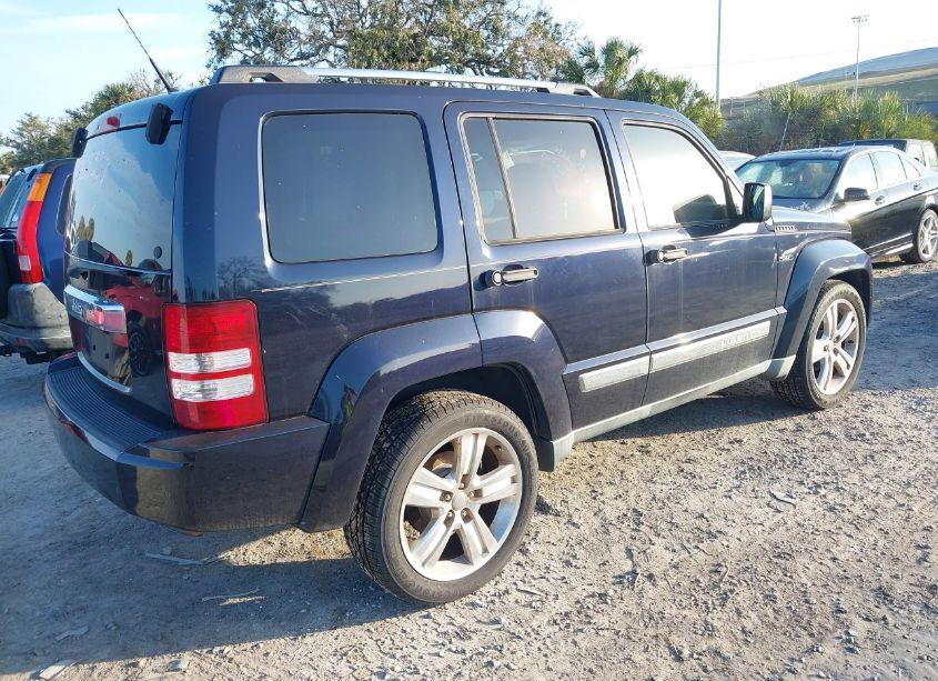 Photo 4 of 2011 Jeep Liberty SPORT (VIN 1J4PP2GK9BW569730)