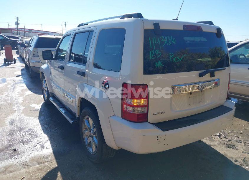 Photo 3 of 2010 Jeep Liberty LIMITED (VIN 1J4PP5GK8AW114366)