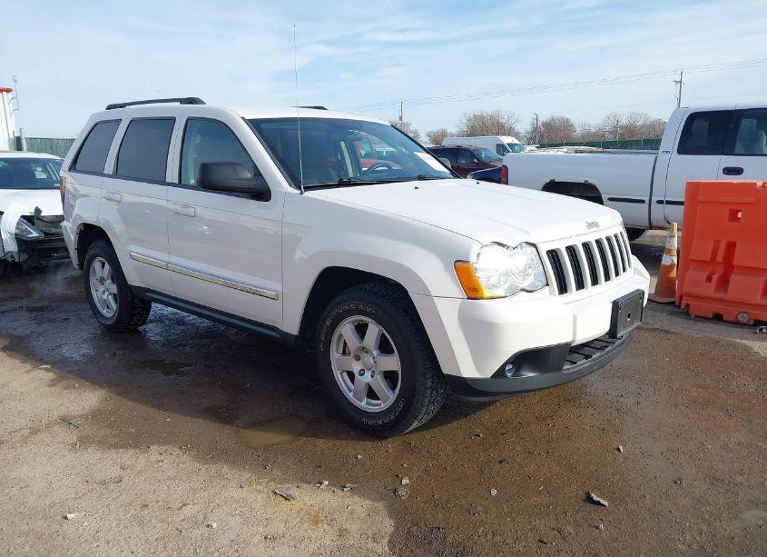 2010 Jeep Grand CHEROKEE LAREDO (VIN 1J4PR4GK0AC125125) main photo