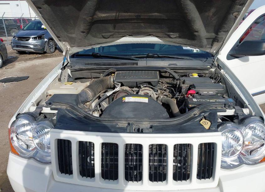 Photo 10 of 2010 Jeep Grand CHEROKEE LAREDO (VIN 1J4PR4GK0AC125125)
