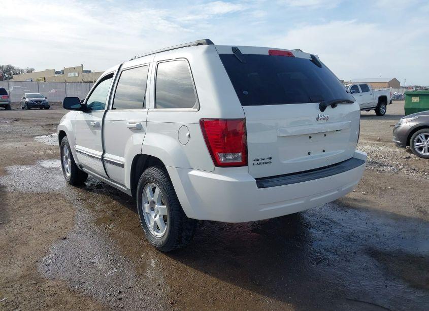 Photo 3 of 2010 Jeep Grand CHEROKEE LAREDO (VIN 1J4PR4GK0AC125125)