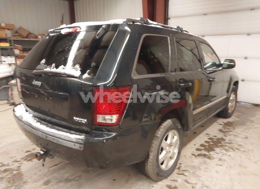 Photo 4 of 2010 Jeep Grand CHEROKEE LAREDO (VIN 1J4PR4GK1AC117342)