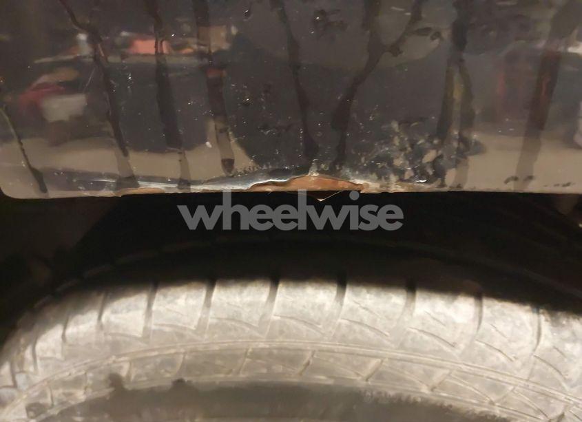 Photo 6 of 2010 Jeep Grand CHEROKEE LAREDO (VIN 1J4PR4GK1AC117342)