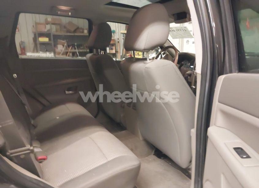 Photo 8 of 2010 Jeep Grand CHEROKEE LAREDO (VIN 1J4PR4GK1AC117342)