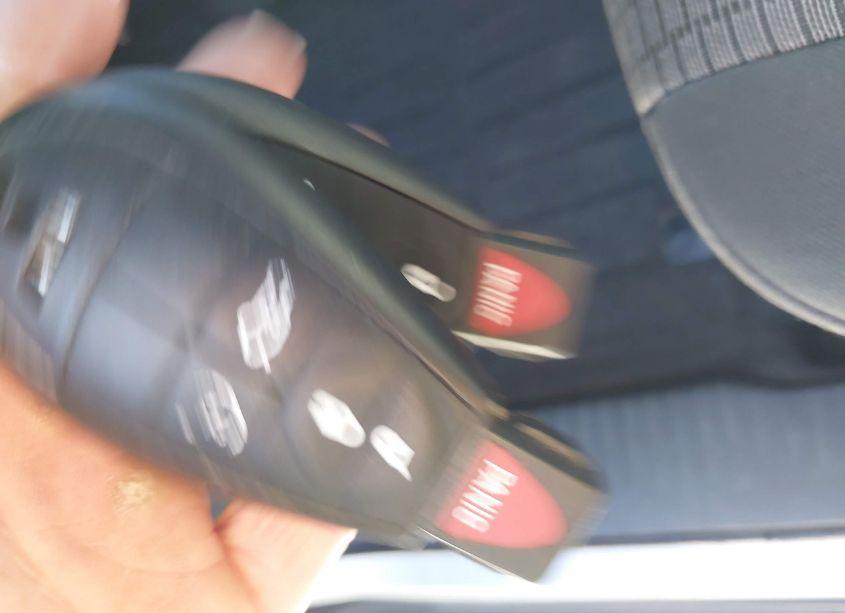 Photo 11 of 2010 Jeep Grand CHEROKEE LAREDO (VIN 1J4PR4GK1AC137879)