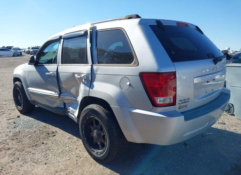 Photo 3 of 2010 Jeep Grand CHEROKEE LAREDO (VIN 1J4PR4GK1AC137879)