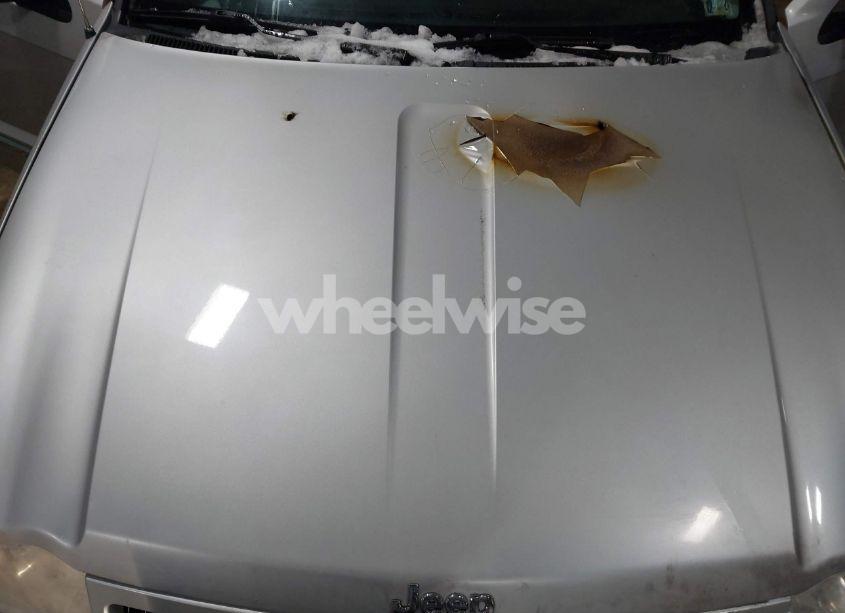 Photo 10 of 2010 Jeep Grand CHEROKEE LAREDO (VIN 1J4PR4GK5AC100267)