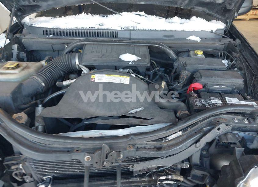 Photo 10 of 2010 Jeep Grand CHEROKEE LAREDO (VIN 1J4PR4GK5AC134516)