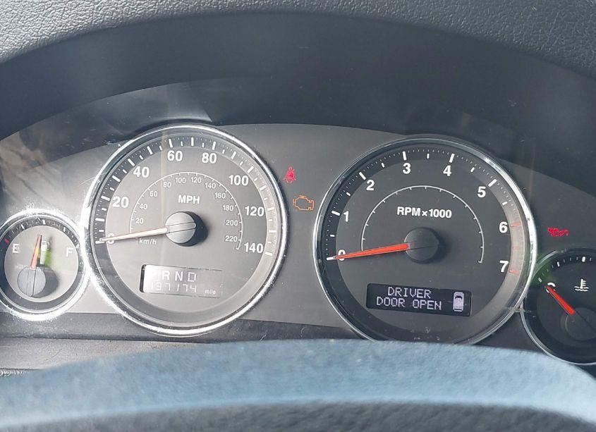 Photo 7 of 2010 Jeep Grand CHEROKEE LAREDO (VIN 1J4PR4GK8AC105804)