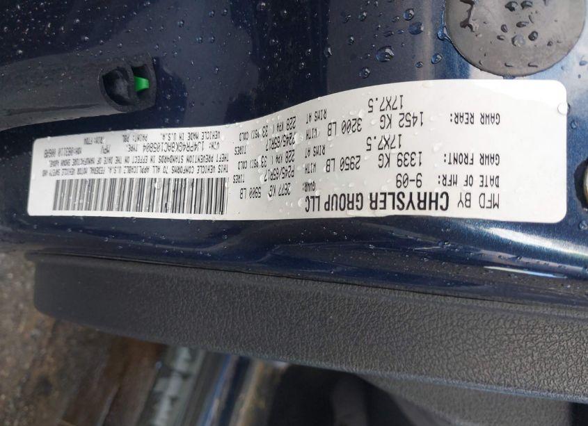 Photo 9 of 2010 Jeep Grand CHEROKEE LAREDO (VIN 1J4PR4GK8AC105804)