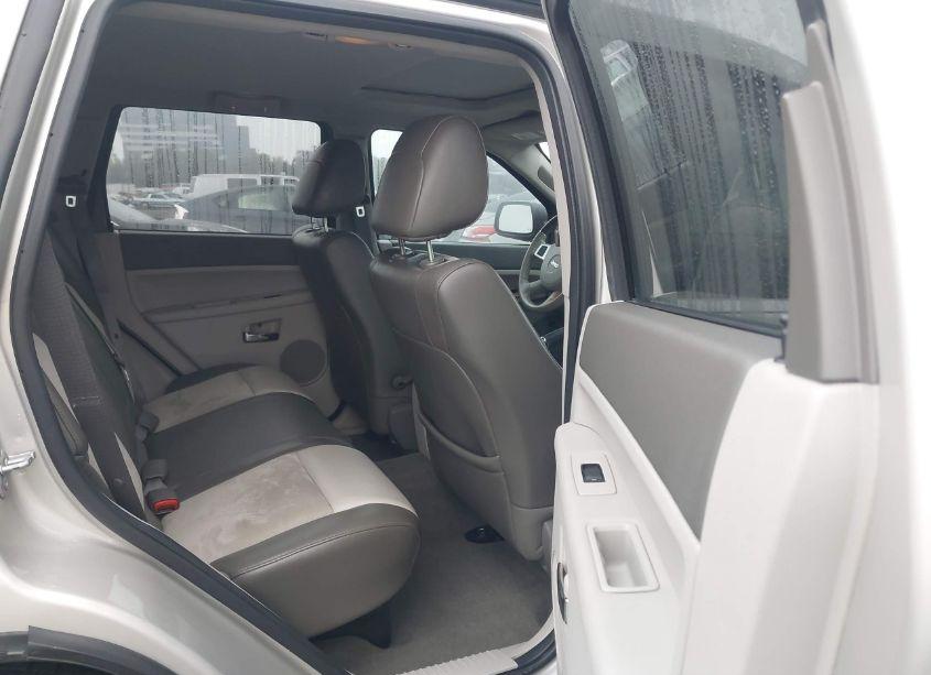 Photo 8 of 2010 Jeep Grand CHEROKEE LIMITED (VIN 1J4PR5GK5AC120802)