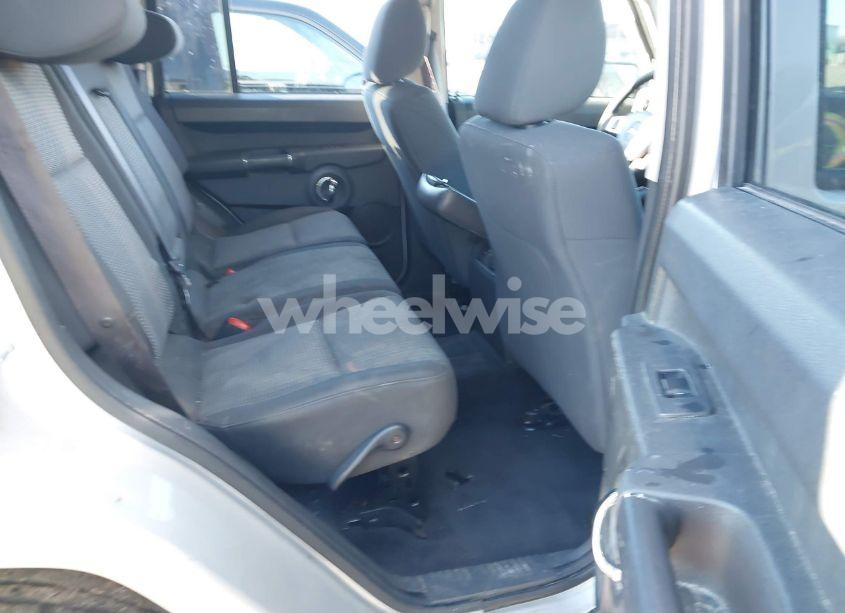 Photo 8 of 2010 Jeep Commander SPORT (VIN 1J4RG4GK1AC127948)