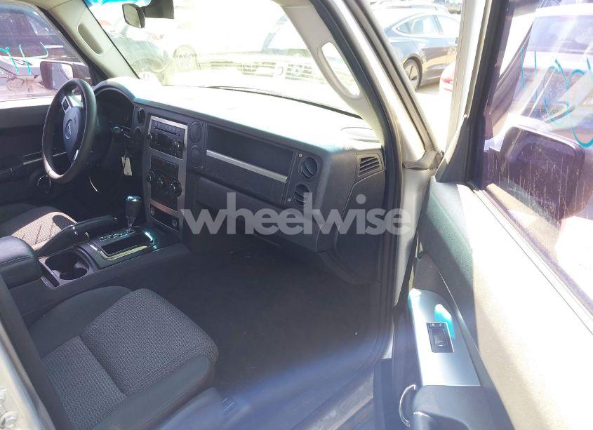 Photo 5 of 2010 Jeep Commander SPORT (VIN 1J4RG4GK2AC105232)