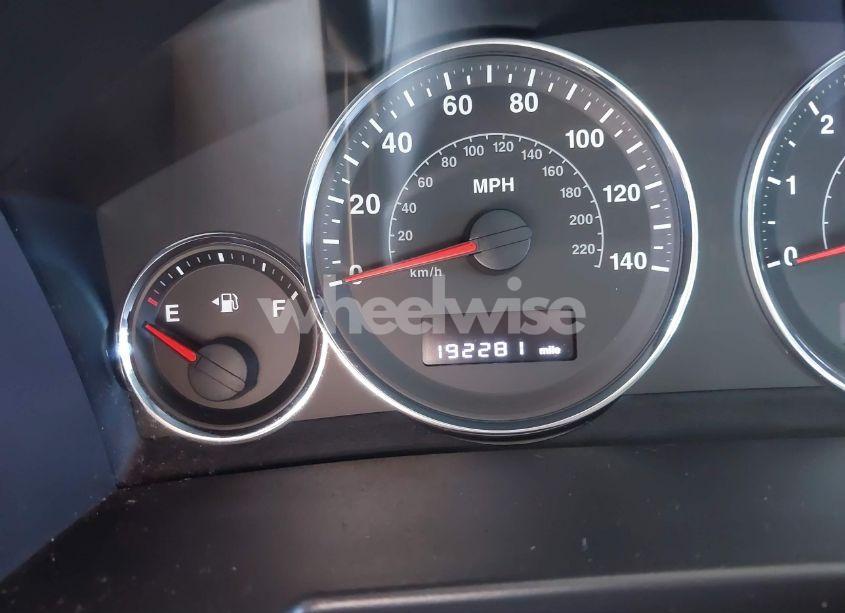 Photo 7 of 2010 Jeep Commander SPORT (VIN 1J4RG4GK2AC105232)