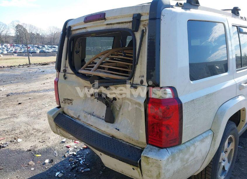 Photo 6 of 2010 Jeep Commander SPORT (VIN 1J4RG4GK4AC106902)